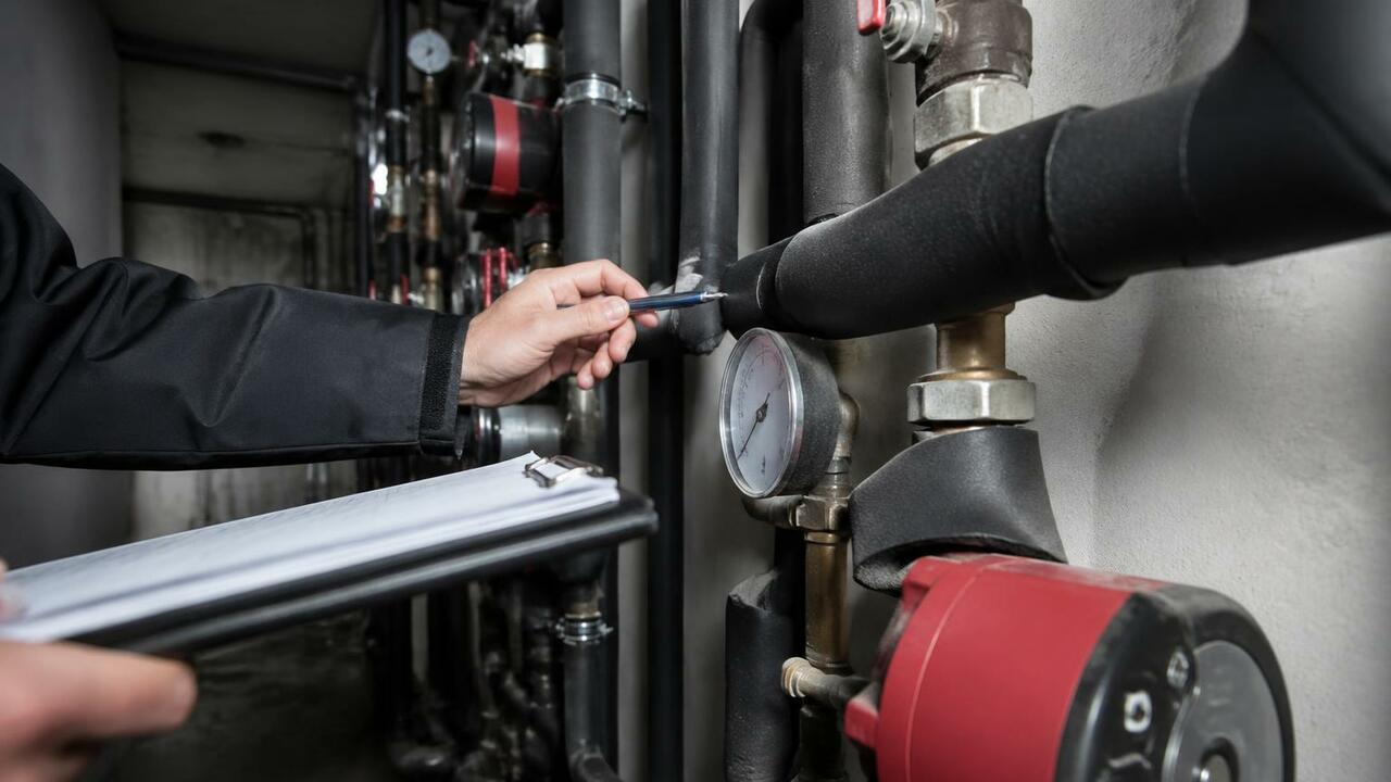 Тепловые сети объяснили причины повышения тариф...